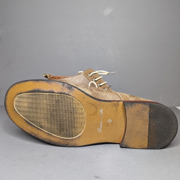 Ferro Aldo Brown Suede Ankle Boot - Picture 6 of 9